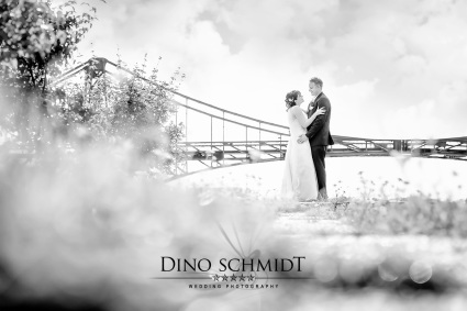 Dino Schmidt, Hochzeitsfotograf, Hochzeitsreportage, Wilhelmshaven, Wittmund, Jever, Westerholt, Oldenburg, Bremen, Hamburg, Esens, Norden, Aurich, Emden, Leer, Wiesmoor, Großefehn, Friedeburg, Remels, Borkum, Juist, Norderney, Osnabrück, Norddeutschland