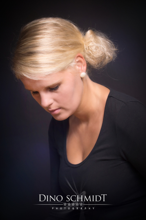 Porträtfotograf Dino Schmidt aus Wiesmoor, Porträtfotograf, Outdoor Shooting, Familienfotos, Paarshooting, Wilhelmshaven, Wittmund, Jever, Westerholt, Oldenburg, Esens, Norden, Aurich, Emden, Leer, Großefehn, Friedeburg, Uplengen, Borkum, Juist, Norderney