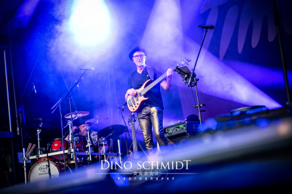 Dino Schmidt, Hochzeitsfotograf, Hochzeitsreportage, Wilhelmshaven, Wittmund, Jever, Westerholt, Oldenburg, Bremen, Hamburg, Esens, Norden, Aurich, Emden, Leer, Wiesmoor, Großefehn, Friedeburg, Remels, Borkum, Juist, Norderney, Osnabrück, Norddeutschland