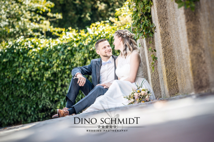 Hochzeitsfotograf Dino Schmidt aus Wiesmoor, Hochzeitsfotos, Hochzeitsfotografie, Hochzeitsreportage, Standesamt, Trauung, Wilhelmshaven, Wittmund, Jever, Westerholt, Oldenburg, Esens, Norden, Aurich, Emden, Leer, Großefehn, Friedeburg, Uplengen, Borkum, 