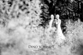 Hochzeitsfotograf Dino Schmidt aus Wiesmoor, Hochzeitsfotos, Hochzeitsfotografie, Hochzeitsreportage, Standesamt, Trauung, Wilhelmshaven, Wittmund, Jever, Westerholt, Oldenburg, Esens, Norden, Aurich, Emden, Leer, Großefehn, Friedeburg, Uplengen, Borkum, 