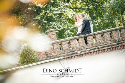 Hochzeitsfotograf Dino Schmidt aus Wiesmoor, Hochzeitsfotos, Hochzeitsfotografie, Hochzeitsreportage, Standesamt, Trauung, Wilhelmshaven, Wittmund, Jever, Westerholt, Oldenburg, Esens, Norden, Aurich, Emden, Leer, Großefehn, Friedeburg, Uplengen, Borkum, 