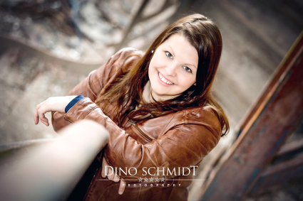 Porträtfotograf Dino Schmidt aus Wiesmoor, Porträtfotograf, Outdoor Shooting, Familienfotos, Paarshooting, Wilhelmshaven, Wittmund, Jever, Westerholt, Oldenburg, Esens, Norden, Aurich, Emden, Leer, Großefehn, Friedeburg, Uplengen, Borkum, Juist, Norderney