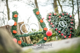 Hochzeitsfotograf Dino Schmidt aus Wiesmoor, Hochzeitsfotos, Hochzeitsfotografie, Hochzeitsreportage, Standesamt, Trauung, Wilhelmshaven, Wittmund, Jever, Westerholt, Oldenburg, Esens, Norden, Aurich, Emden, Leer, Großefehn, Friedeburg, Uplengen, Borkum, 