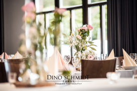 Hochzeitsfotograf Dino Schmidt aus Wiesmoor, Hochzeitsfotos, Hochzeitsfotografie, Hochzeitsreportage, Standesamt, Trauung, Wilhelmshaven, Wittmund, Jever, Westerholt, Oldenburg, Esens, Norden, Aurich, Emden, Leer, Großefehn, Friedeburg, Uplengen, Borkum, 
