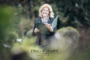 Dino Schmidt, Hochzeitsfotograf, Hochzeitsreportage, Wilhelmshaven, Wittmund, Jever, Westerholt, Oldenburg, Bremen, Hamburg, Esens, Norden, Aurich, Emden, Leer, Wiesmoor, Großefehn, Friedeburg, Remels, Borkum, Juist, Norderney, Osnabrück, Norddeutschland